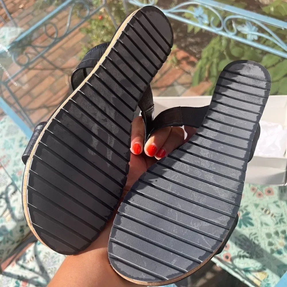 Ann Taylor Kellen Slide Sandals NIB